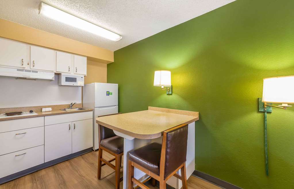 Extended Stay America Suites Fort Lauderdale Tamarac - photo 15