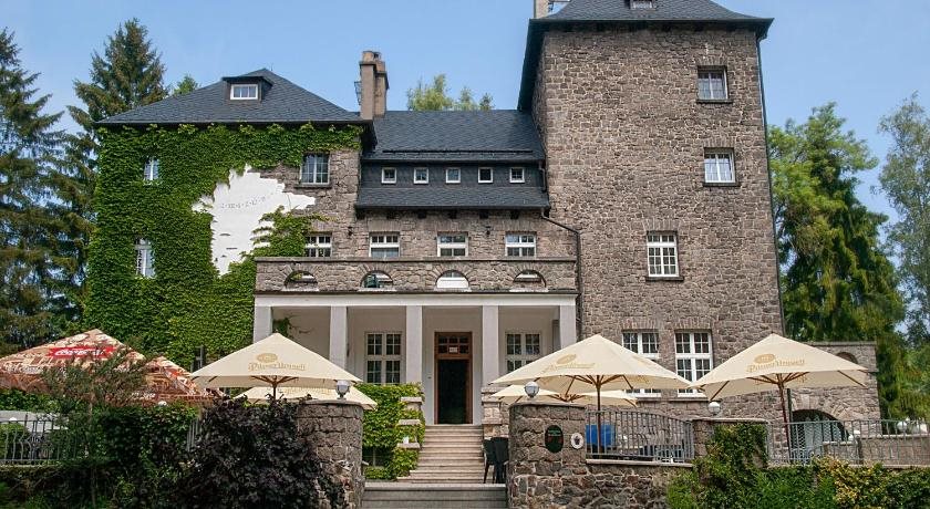 Hotel Castle Vetrov — As