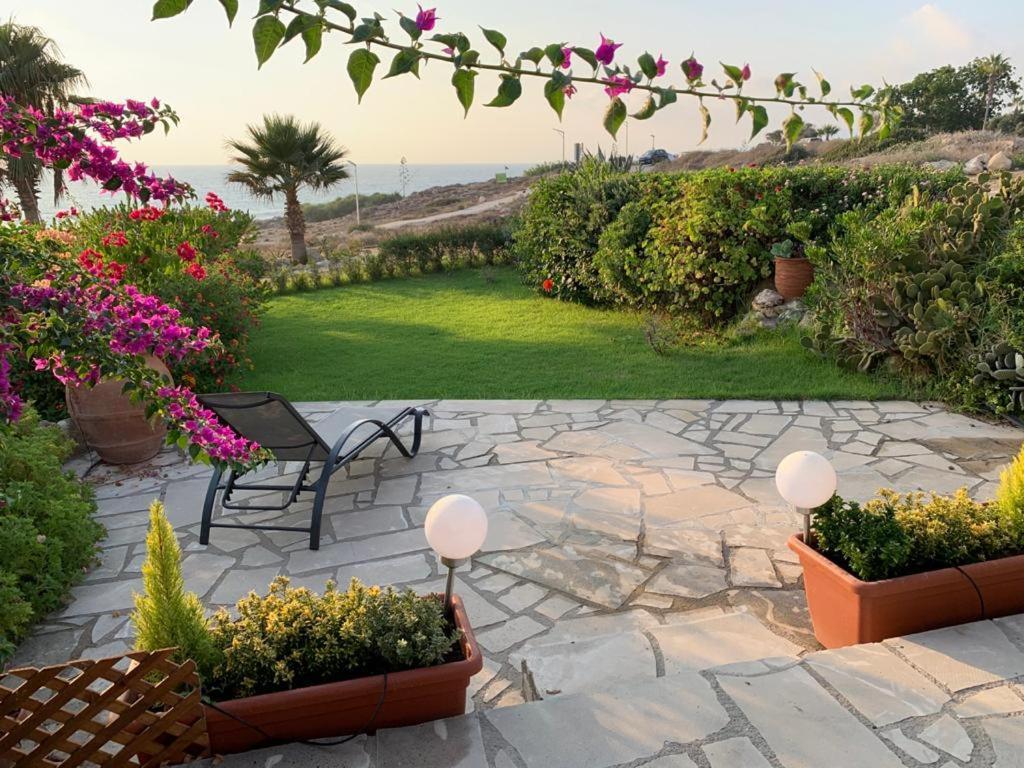 Sea front Villa Kristina