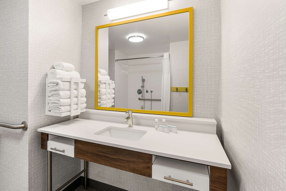 Hampton Inn & Suites Portland Tigard - photo 15