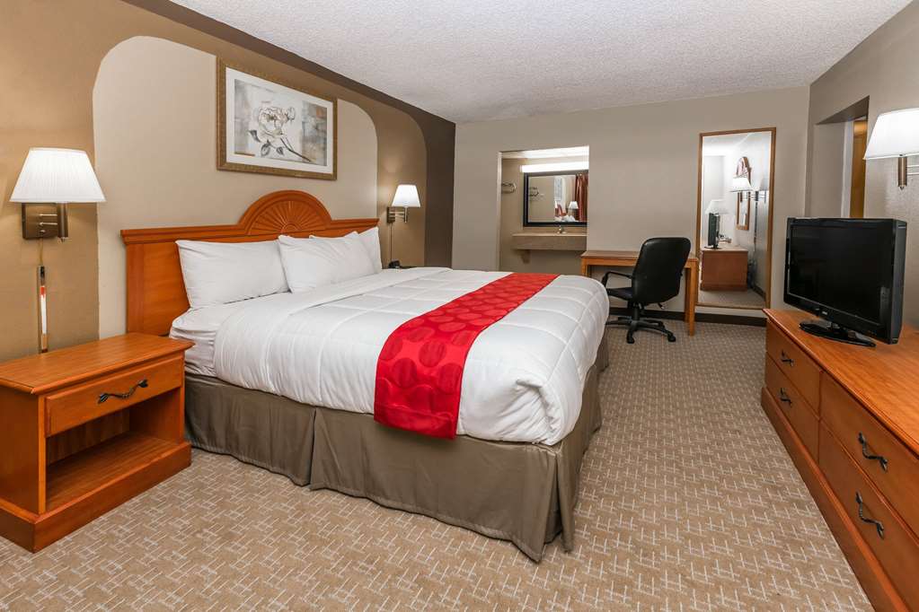 Ramada by Wyndham Odessa Near University of Texas Permian - photo 16