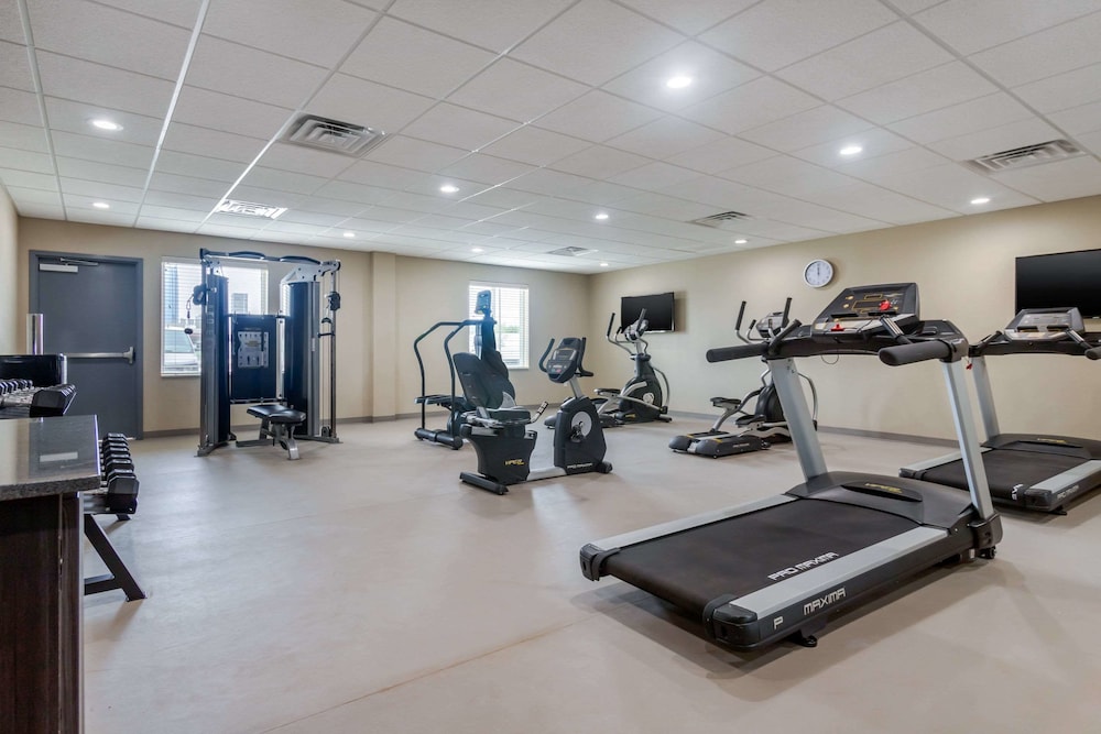 MainStay Suites Bricktown near Medical Center - photo 25