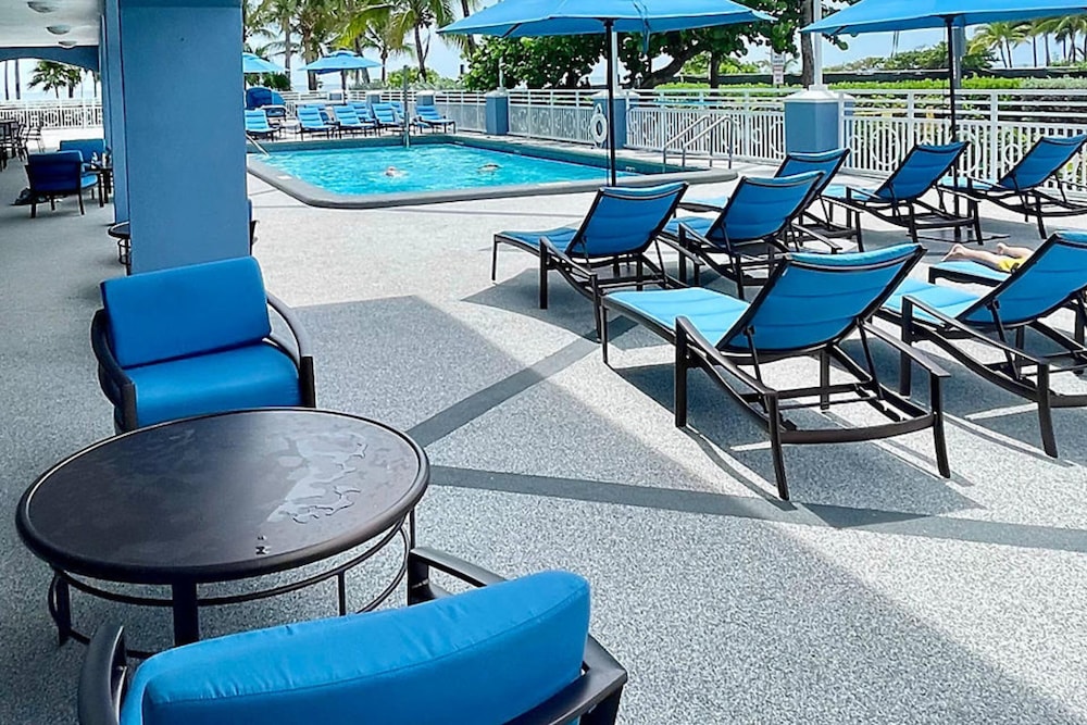 Bluegreen Vacations Solara Surfside Ascend Resort Collection - photo 20