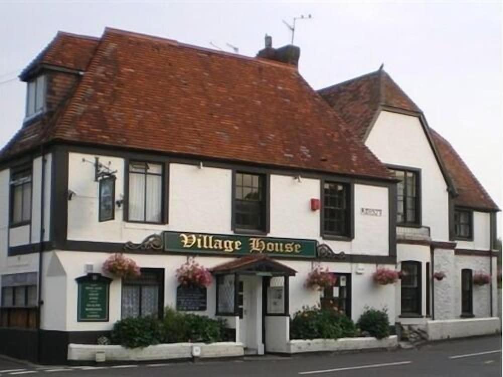 Village House Hotel Inn in Worthing, United Kingdom