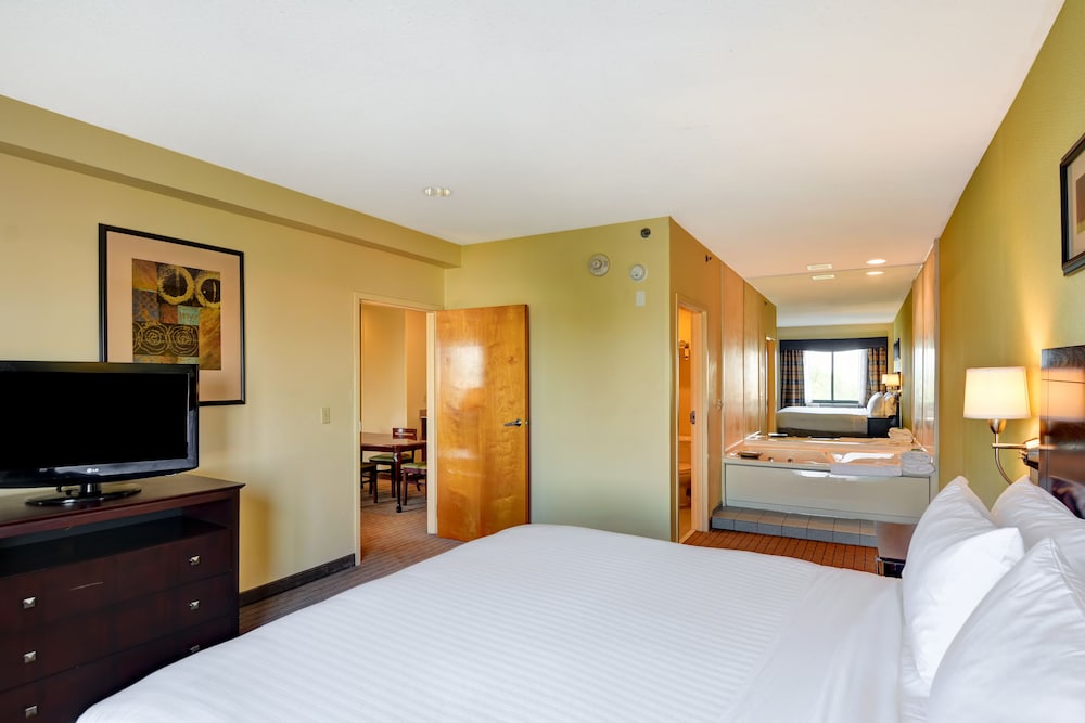 Holiday Inn Express Boston by IHG - photo 10