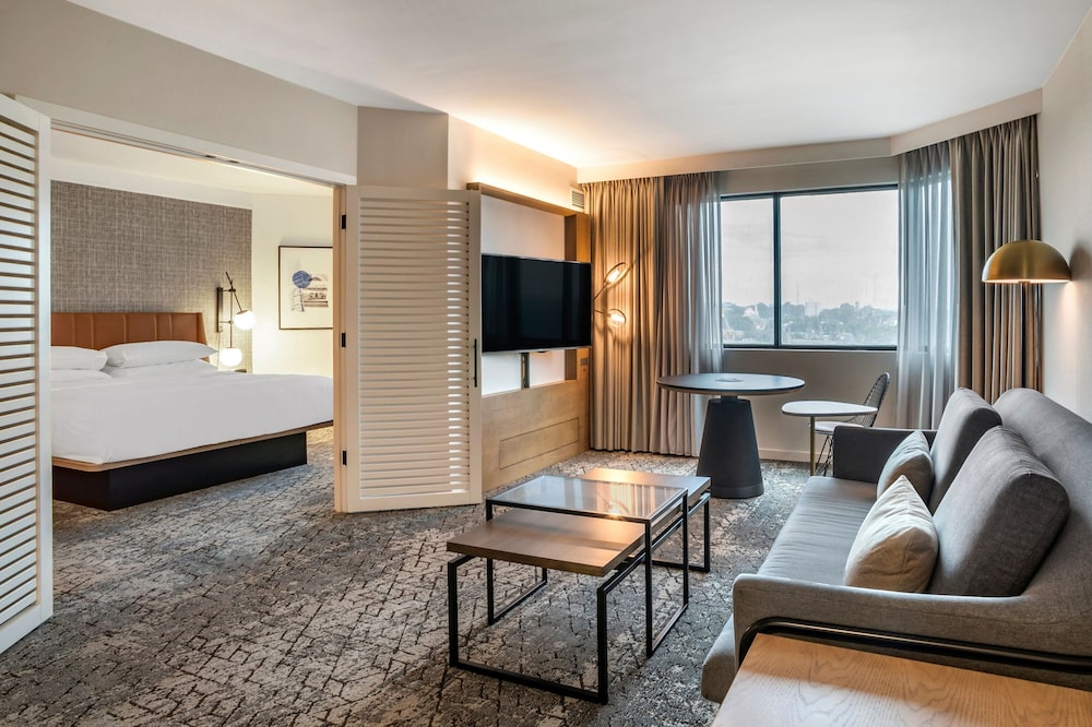 Sheraton Suites Wilmington Downtown - featured photo