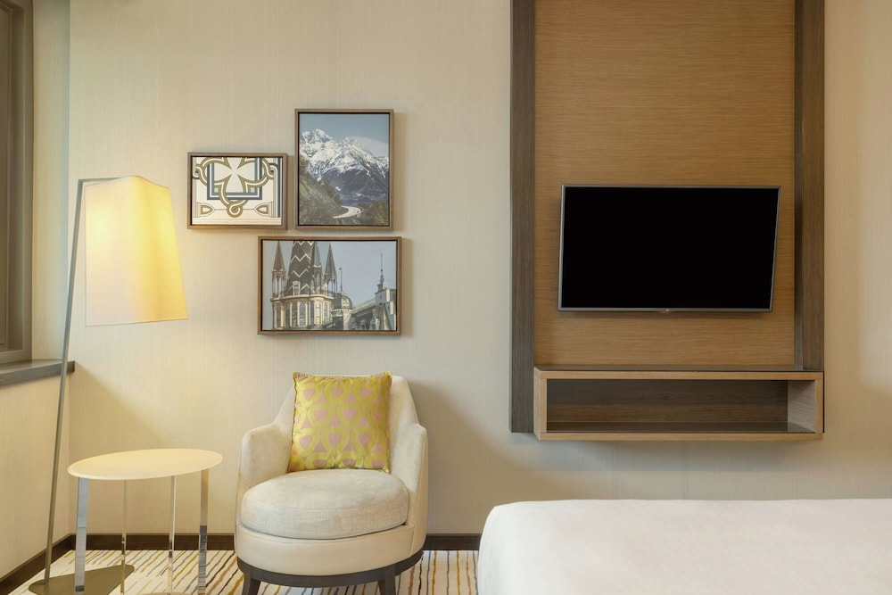 Sheraton Grand Tbilisi Metechi Palace
