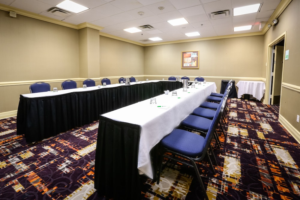 Holiday Inn Austin Midtown by IHG - photo 42