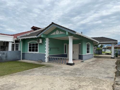 Hanif Homestay — 4-Star Luxury Hotel in Kuching, Malaysia