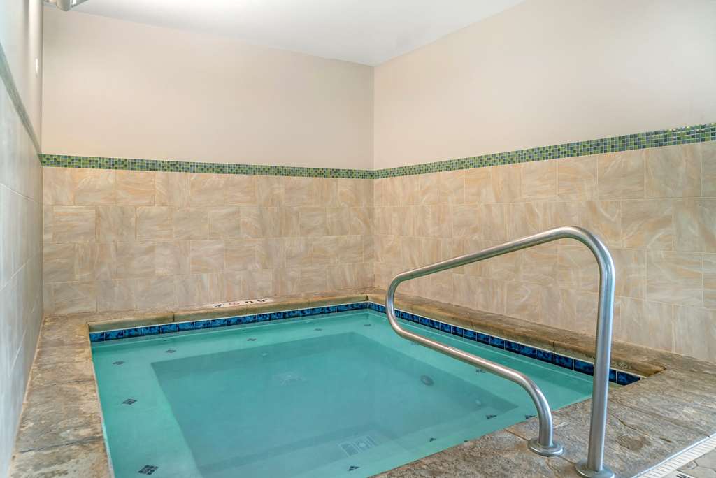 Country Inn & Suites by Radisson Rossford Toledo South - photo 40