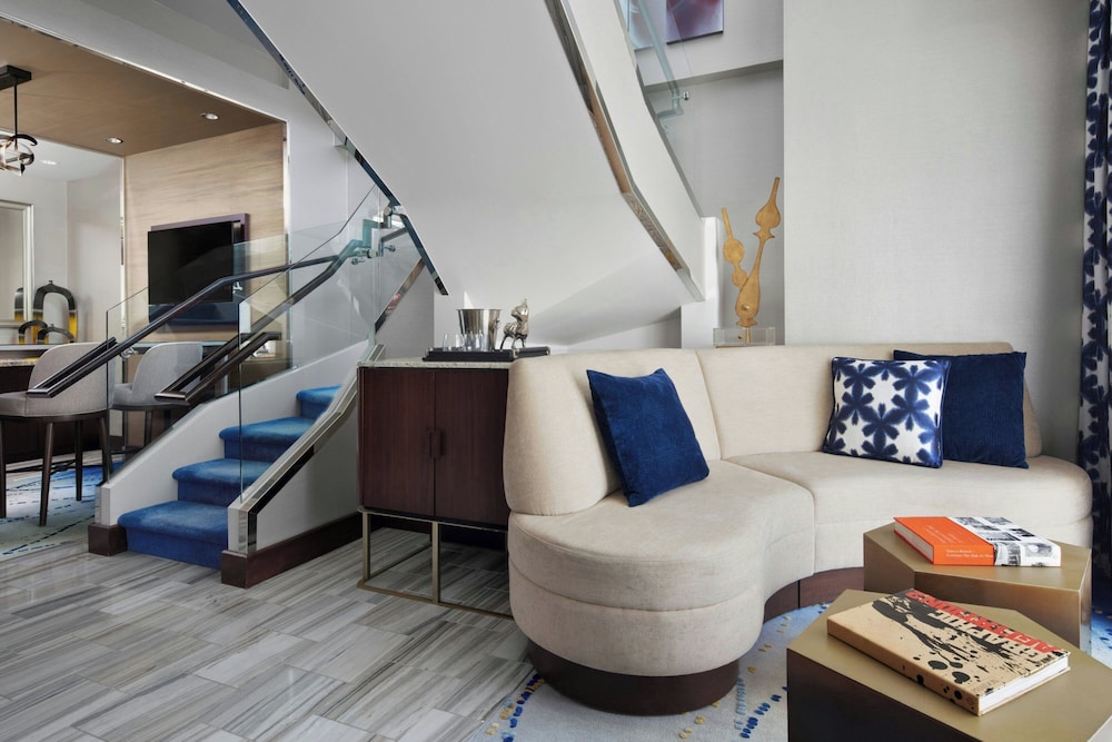 The Cosmopolitan Of Las Vegas - photo 10