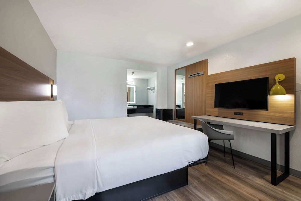 Motel 6 Santa Ana CA - photo 11