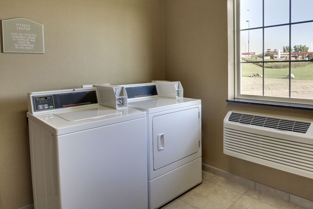 Cobblestone Inn & Suites Avoca