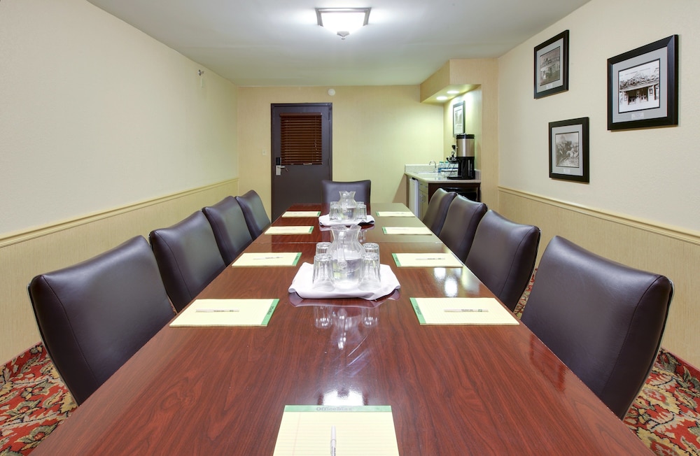 Holiday Inn Blytheville by IHG - photo 34