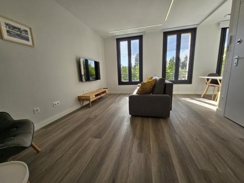 1B105 Bonito apartamento en zona exclusiva — 4-Star Luxury Hotel in Gijon, Spain