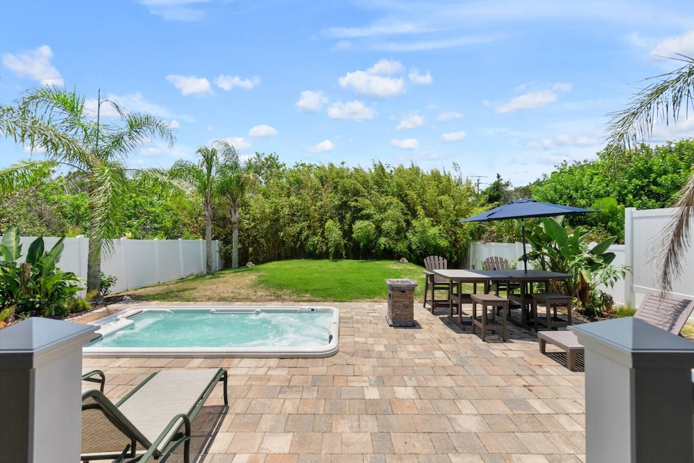 Crescent Cove - carbon neutral hotel in Saint Augustine