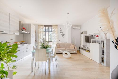 Boutique Apartment the Heart of Caserta — 4-Star Luxury Hotel in Caserta, Italy