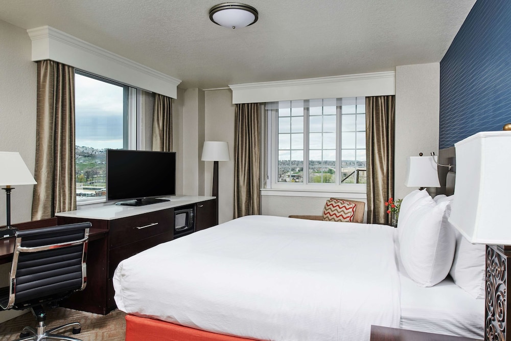 Hotel Alex Johnson Rapid City Curio Collection by Hilton - photo 30