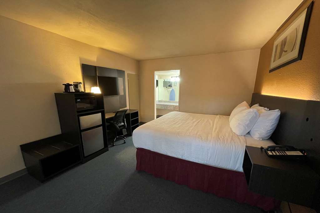 Baymont by Wyndham Stillwater - photo 5
