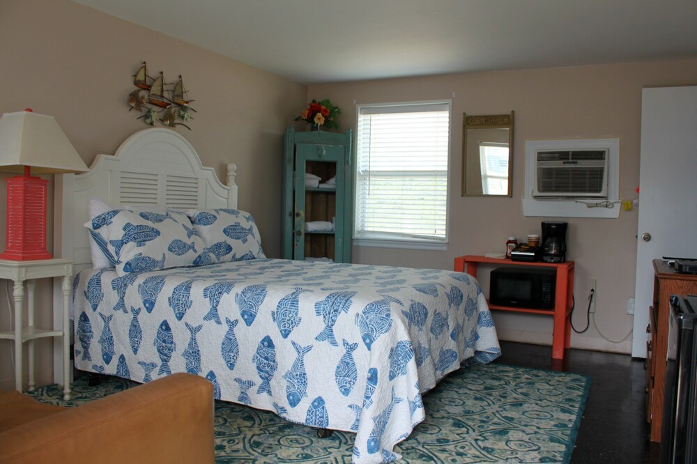 The Surf Beach Motel - photo 17