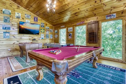 The Circle Of Life Hot Tub Theater Room 560 FREE tickets each paid day - photo 40