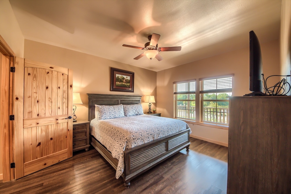Old Mills Resort OM A13 3 Bedroom Condo by RedAwning - photo 5