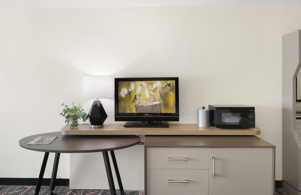 Holiday Inn Redding by IHG - photo 21
