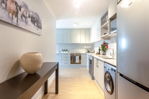 BERGSIG Spacious Deluxe Corner Unit