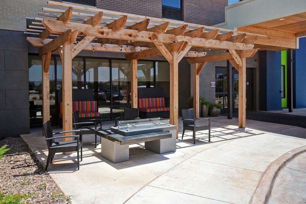Home2 Suites by Hilton Oklahoma City Airport - photo 37