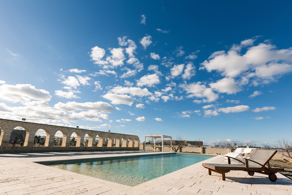 Masseria Agrituristica Lama San Giorgio — 4-Star Luxury Hotel in Rutigliano, Italy