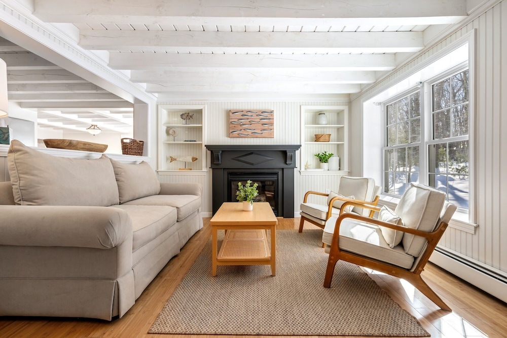 Good Tidings Stay for 8 in York, United States