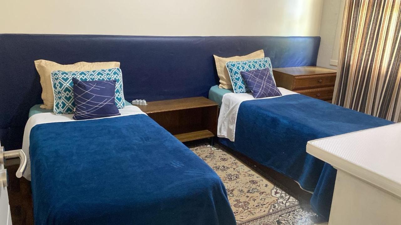 Apto aconchegante com 3 dormitorios bem localizado — 4-Star Luxury Hotel in Porto Alegre, Brasil