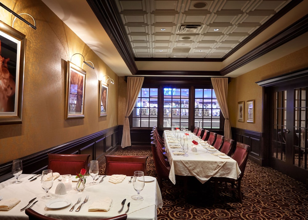 Riverside Casino & Golf Resort - photo 9