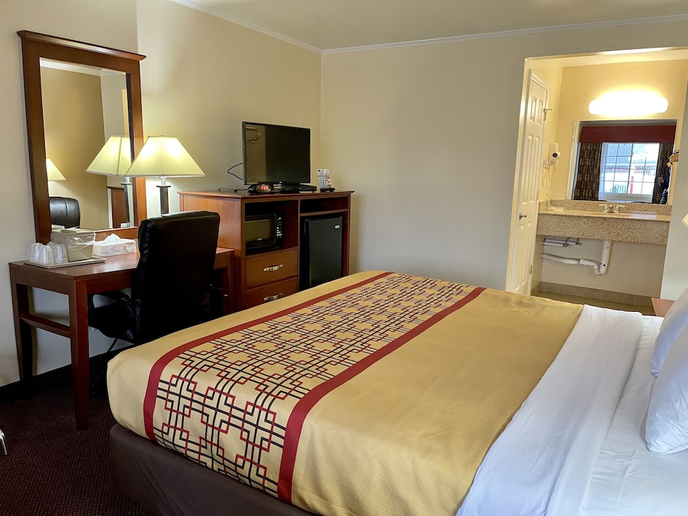 The Aventis Inn - photo 6