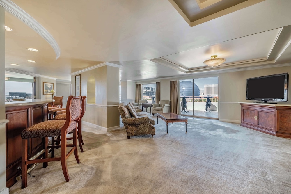 Embassy Suites by Hilton Convention Center Las Vegas - photo 27