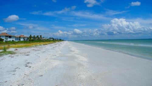Sundial S404 — 4-Star Luxury Hotel in Sanibel, United States