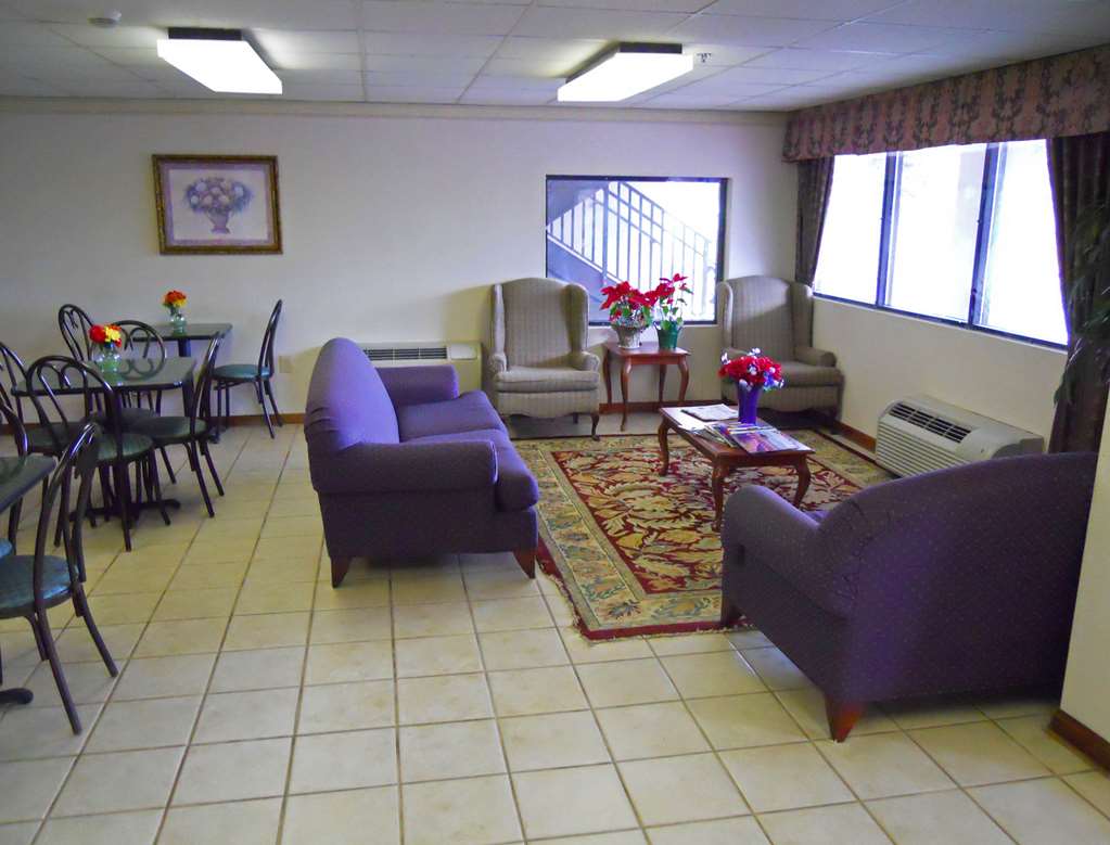 Americas Best Inn & Suites Decatur - photo 7