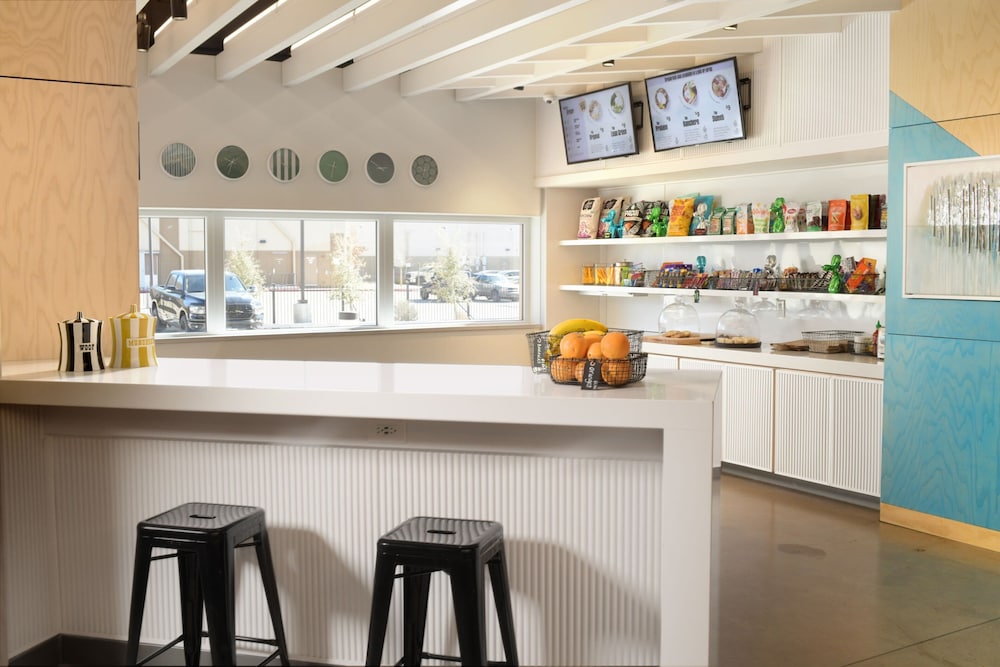 Aloft Lubbock - photo 15