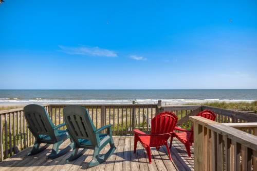 Brigantine by Oak Island Accommodations - photo 45