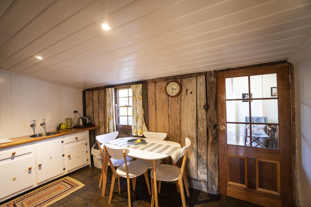 Camerons Cottage — Penola — photo 5