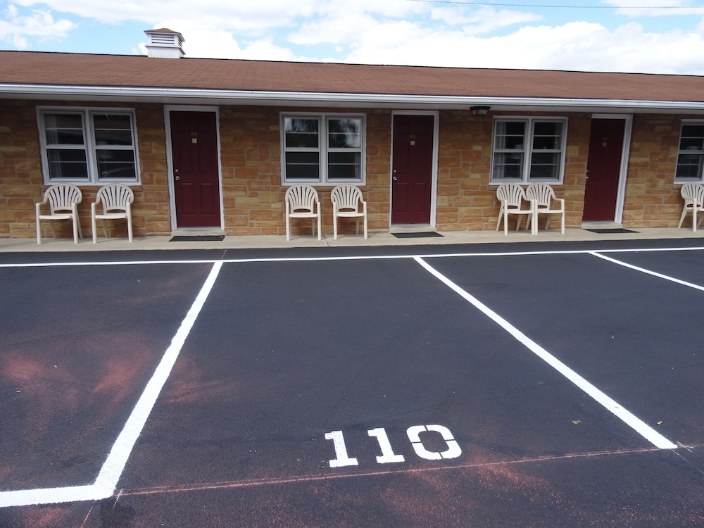 Amish Country Motel - photo 31