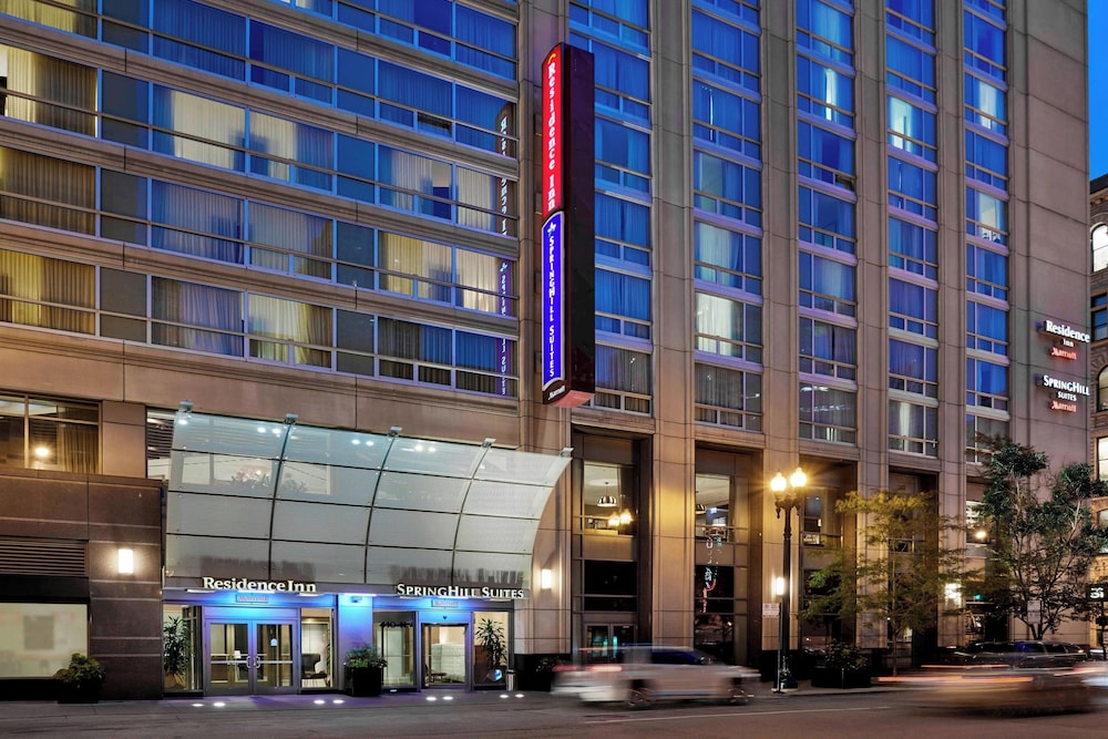 Springhill Suites by Marriott Chicago Downtown River North - photo 39