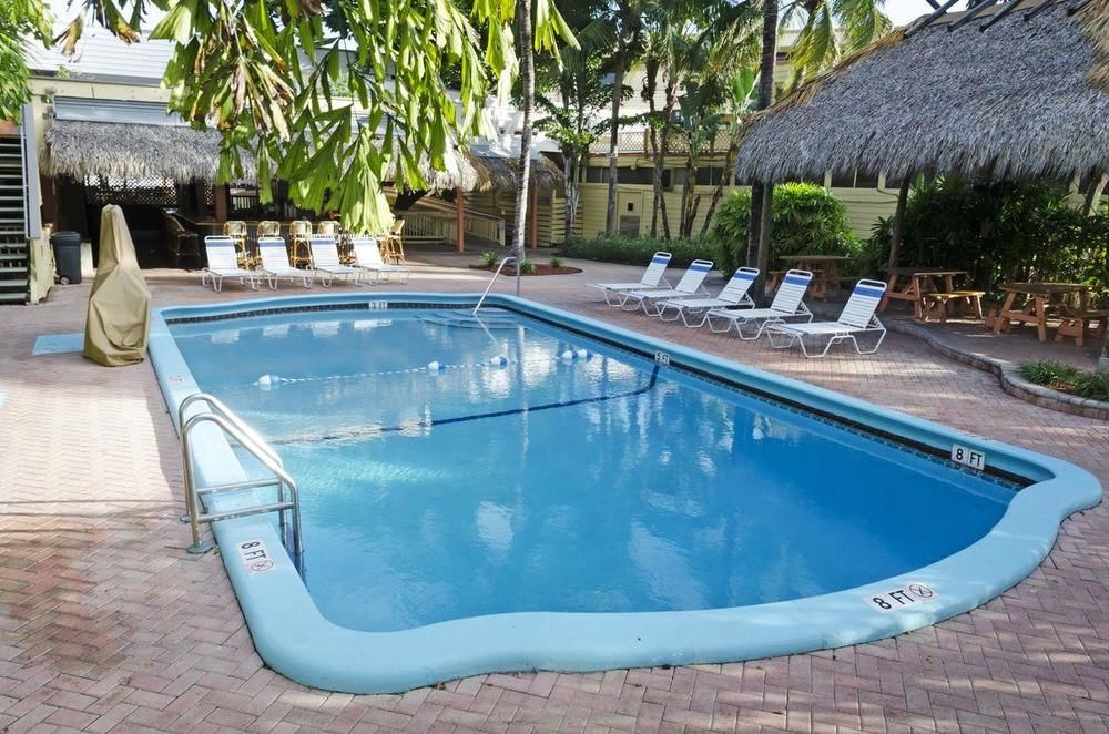Bahia Cabana Beach Resort - photo 25