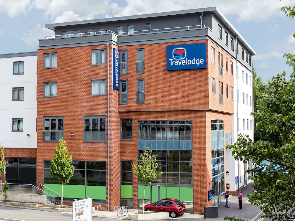 Travelodge Camberley Central — hotel in Camberley