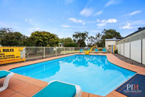 Phillip Island Family Resort 3 BDR in Cowes, Australia
