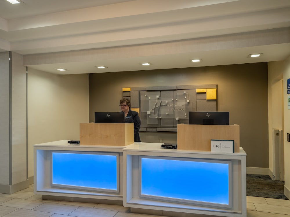Holiday Inn Express Gas City by IHG - photo 2