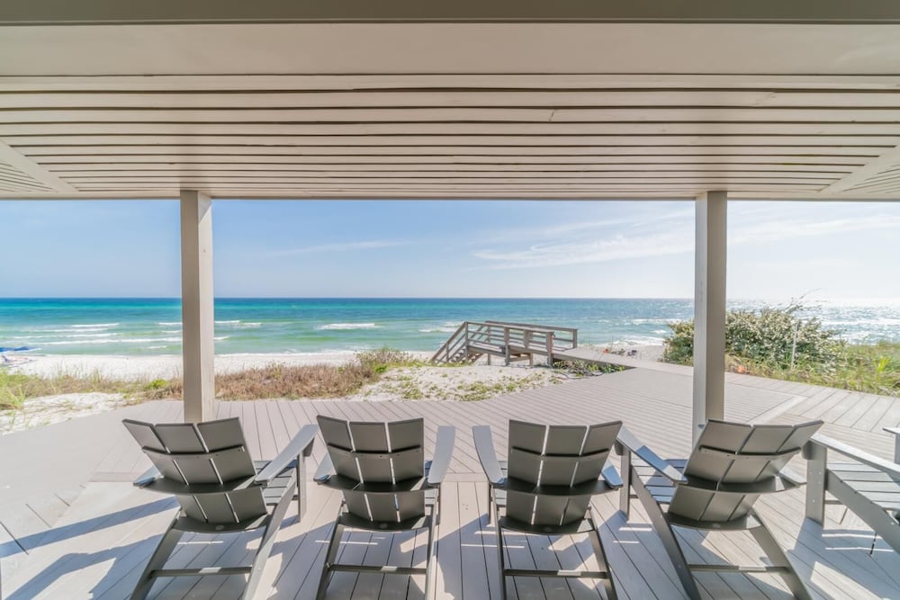 Nifty Shades Of Gray 5 Bedroom Home by RedAwning — 4-Star Luxury Hotel in Panama City Beach, United States