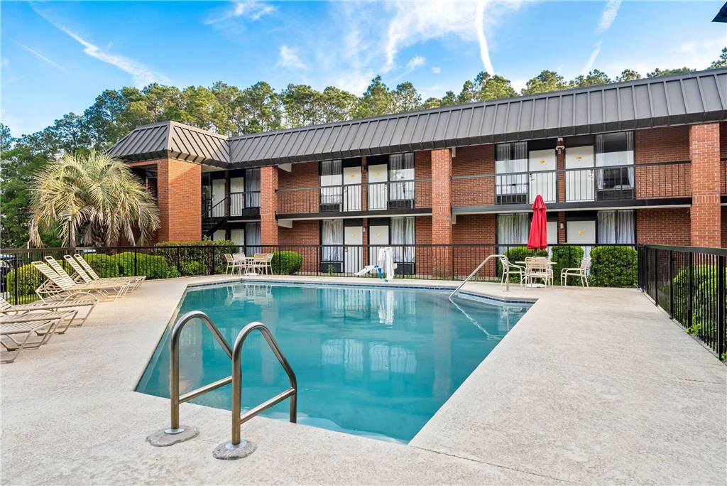Days Inn by Wyndham Statesboro - photo 11