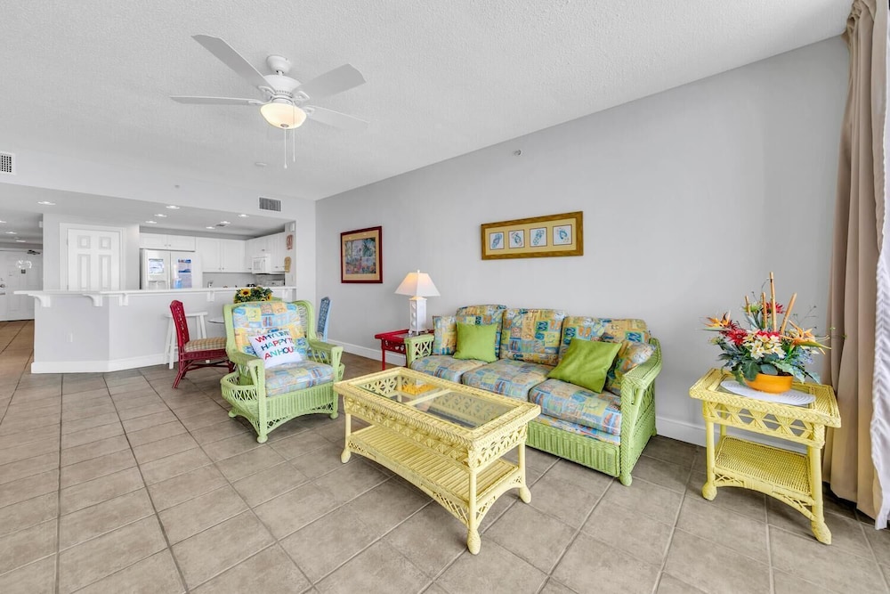 Majestic Beach Towers 2 1803 - photo 17