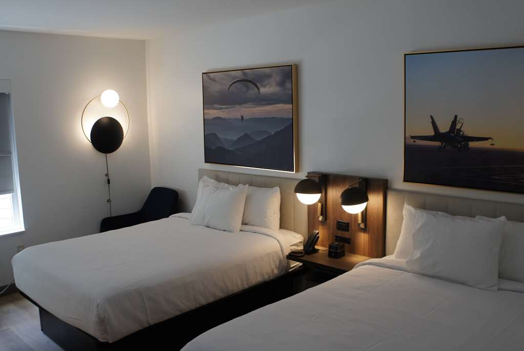 La Quinta Inn & Suites by Wyndham Manchester Arnold AFB - photo 15